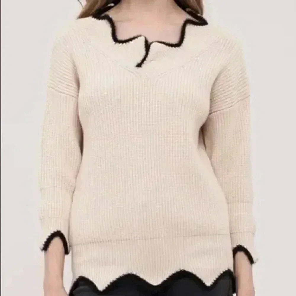 J.O.A. Scallop Knit Sweater Cream Black Trim Coquette Balletcore Small